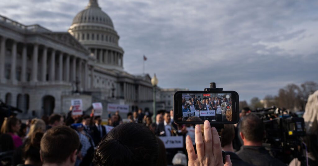 'thunderrun': Behind The Scenes Moves By Lawmakers To Pass Tiktok Bill