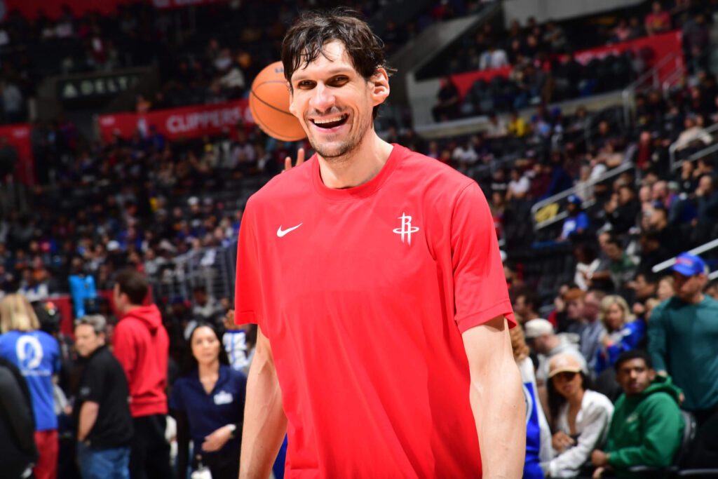 Boban Marjanovic Intentionally Missed Free Throws To Give Clippers Fans