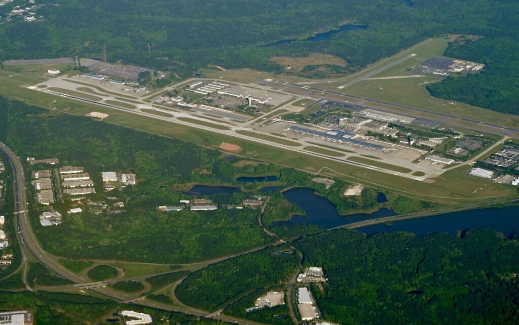 Medical Plane Crashes In North Carolina, Pilot And Doctor Injured