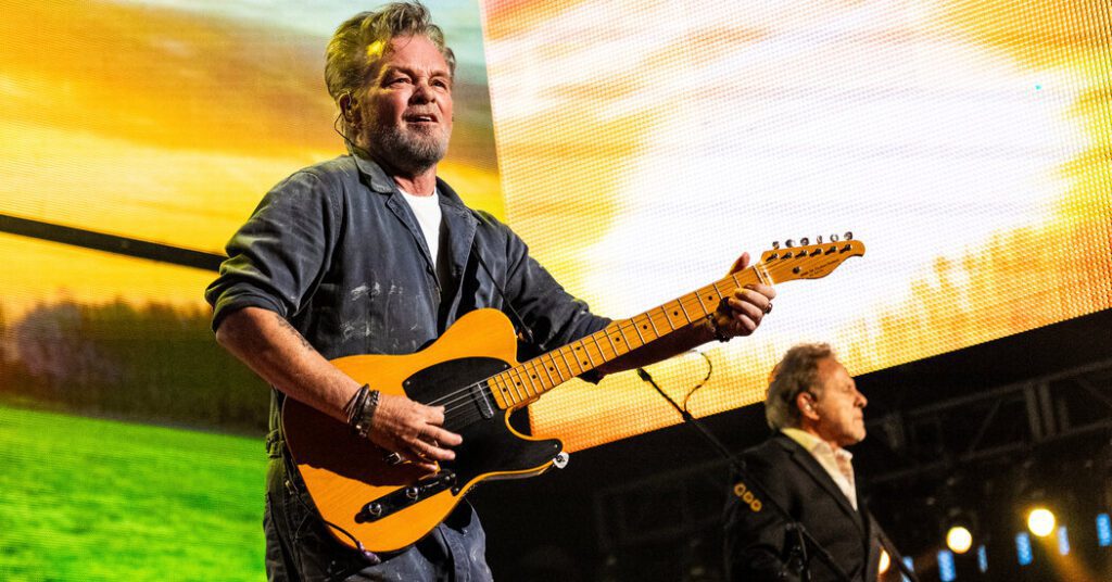 No, John Mellencamp Didn't Promote Biden On Stage