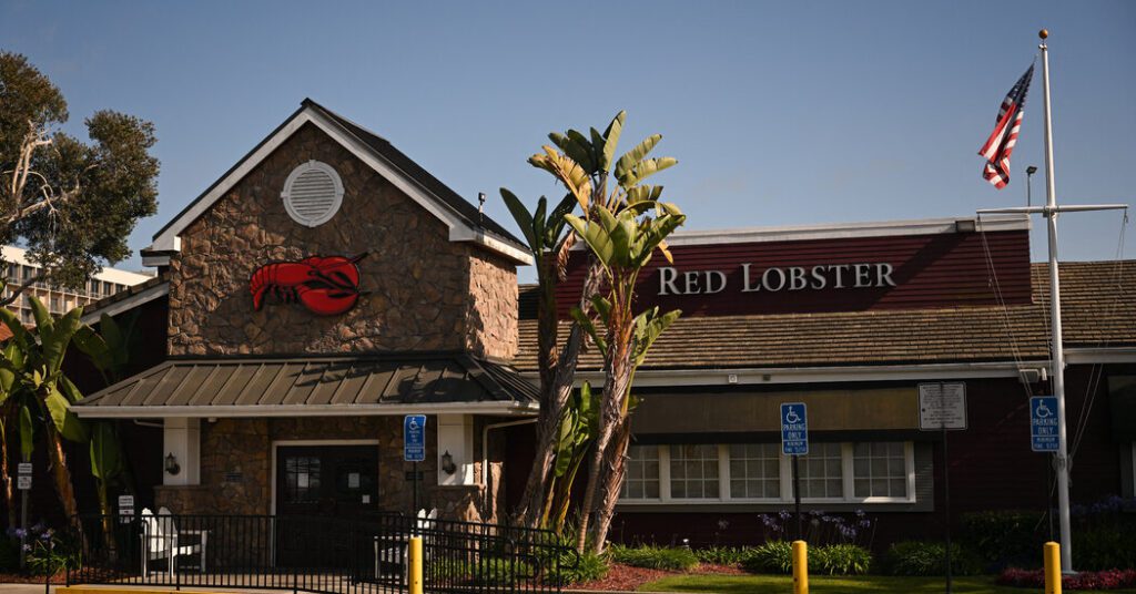 American Seafood Agency Red Lobster Files For Bankruptcy