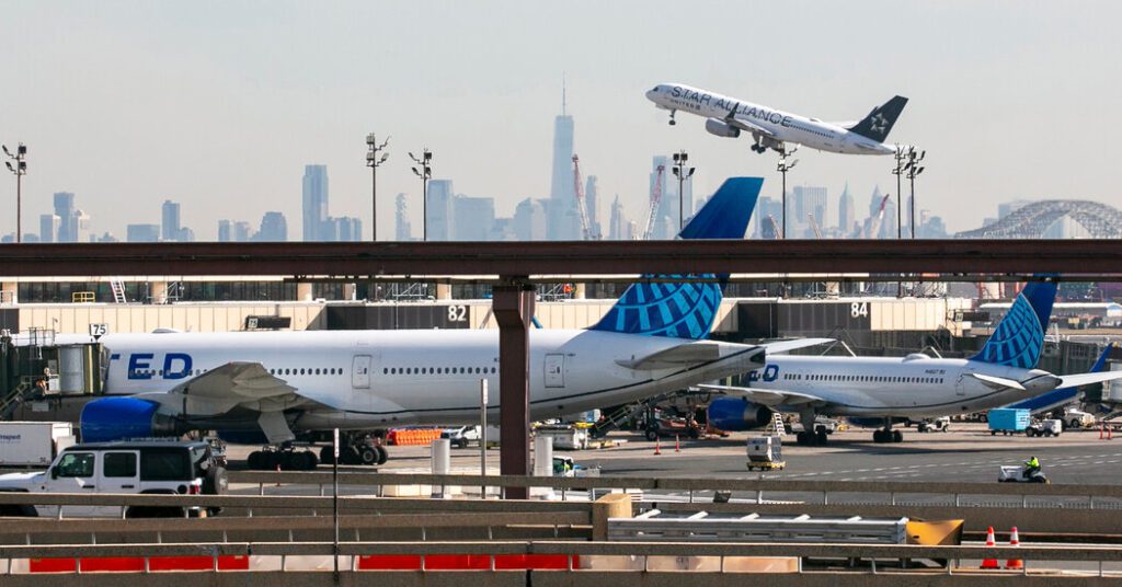 Disruption Looms Over New York As Air Traffic Controllers Hesitate