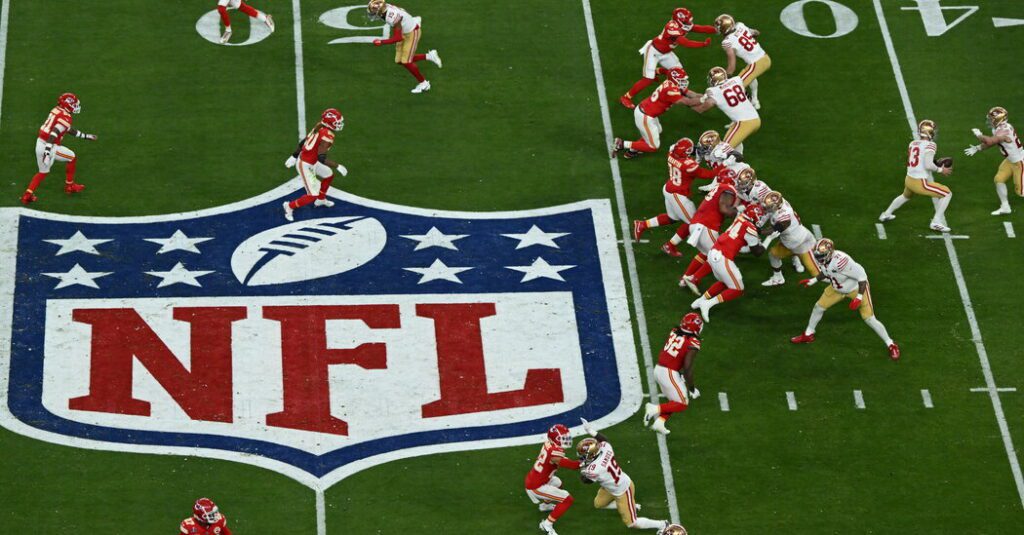 Netflix And Nfl Sign Three Season Deal