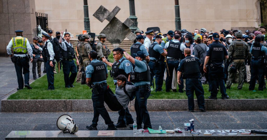 Police Arrest Dozens During Protest At Art Institute Of Chicago