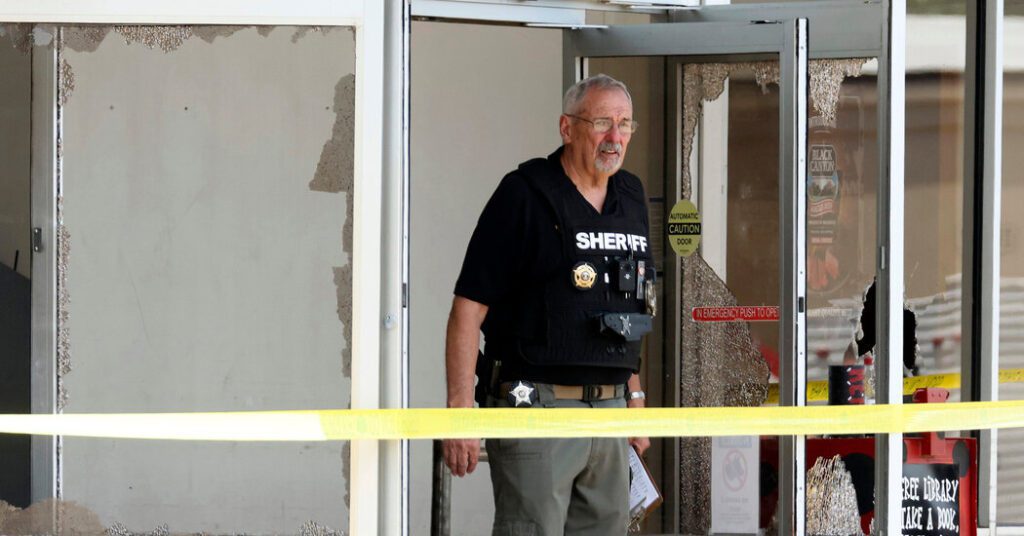 Arkansas Town In Disbelief As Four Killed In Grocery Store