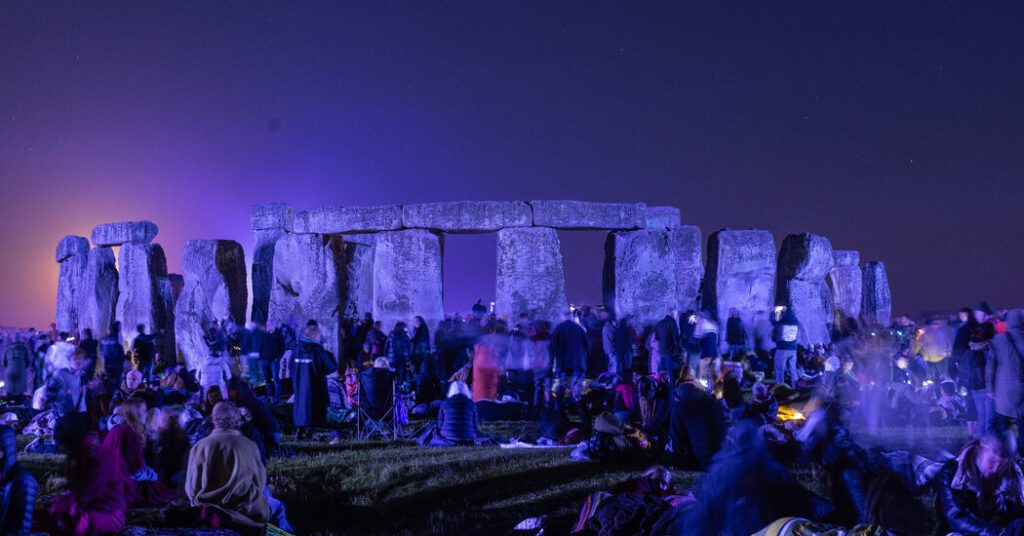 Celebrate The Summer Solstice At Stonehenge