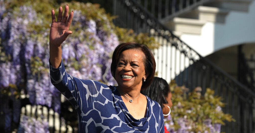 Michelle Obama's Mother, Marian Robinson, Dies At 86