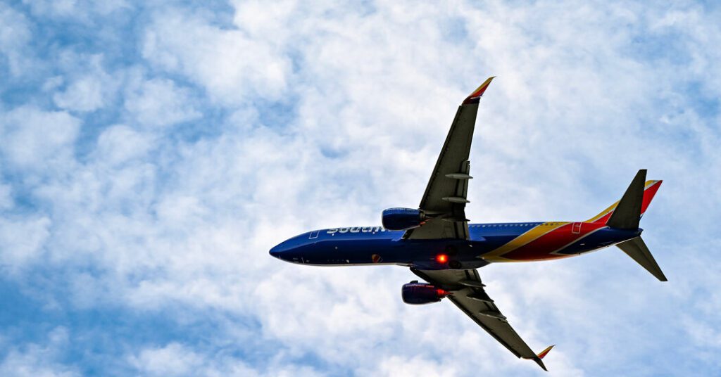 Southwest Airlines plane begins premature descent over Oklahoma City Southwest Airlines Plane Begins Premature Descent Over Oklahoma City