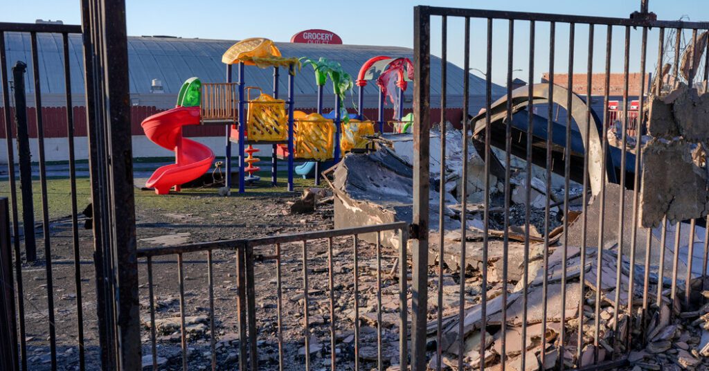 Hundreds Of Teachers Left Homeless In Los Angeles Fires