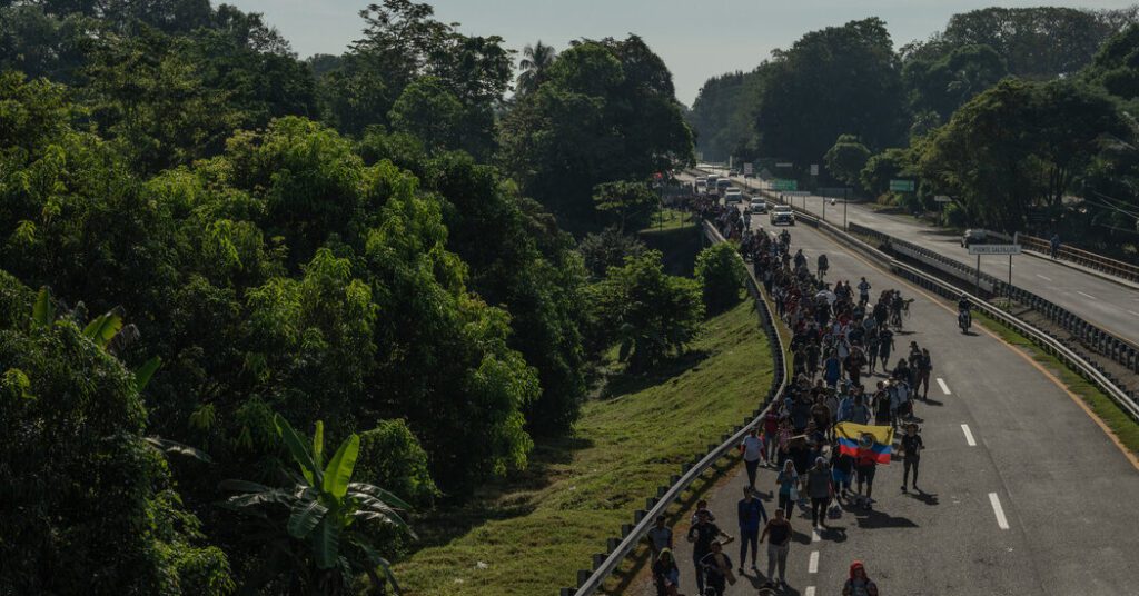 Last Migrant Caravan Before Trump's Inauguration
