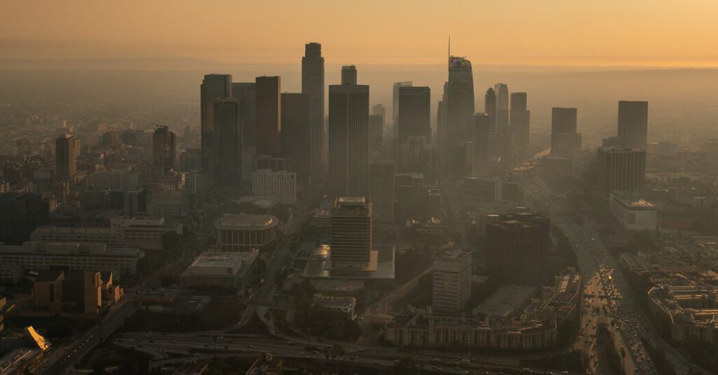 Lead And Chlorine Levels Rise In The Air As La