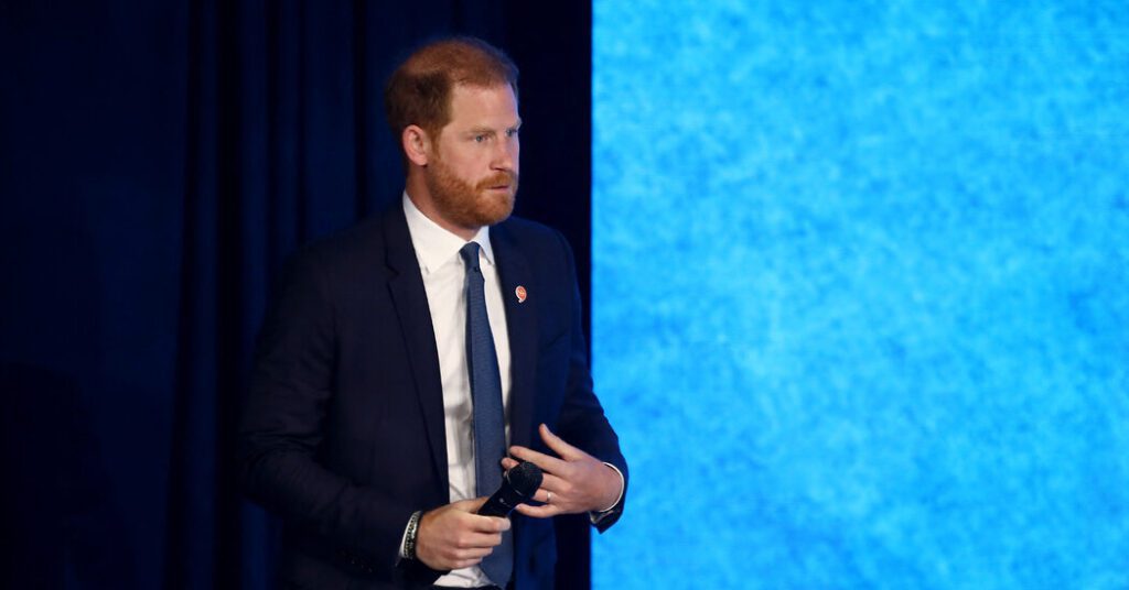 Murdoch's British Tabloid Fully Apologizes, Prince Harry Agrees To Settlement