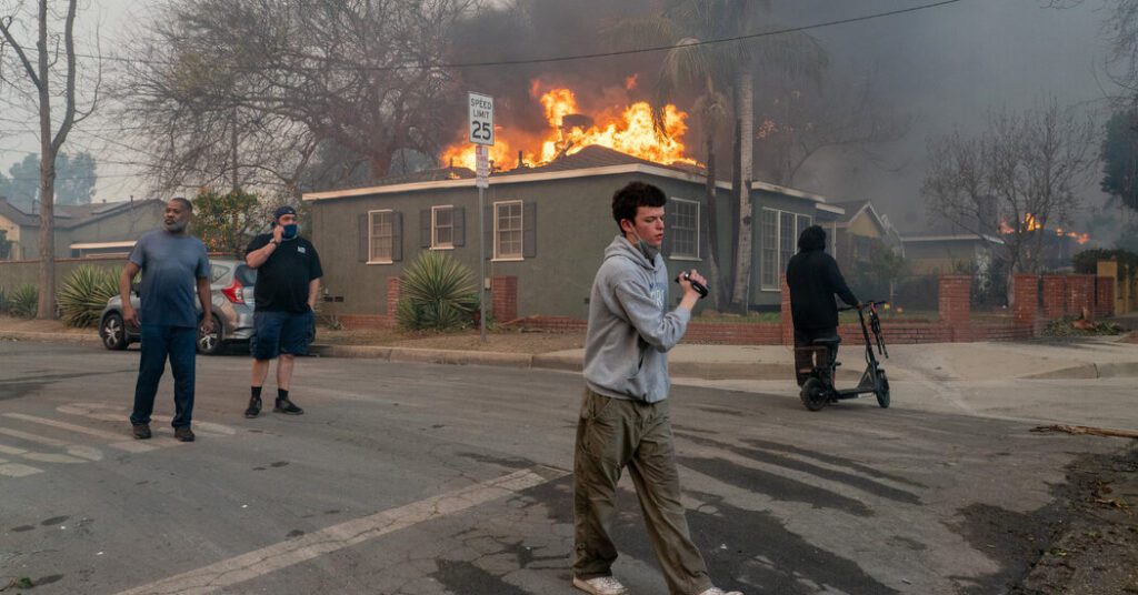 Wildfire tracking app Watch Duty provides lifeline in Los Angeles Wildfire Tracking App Watch Duty Provides Lifeline In Los Angeles