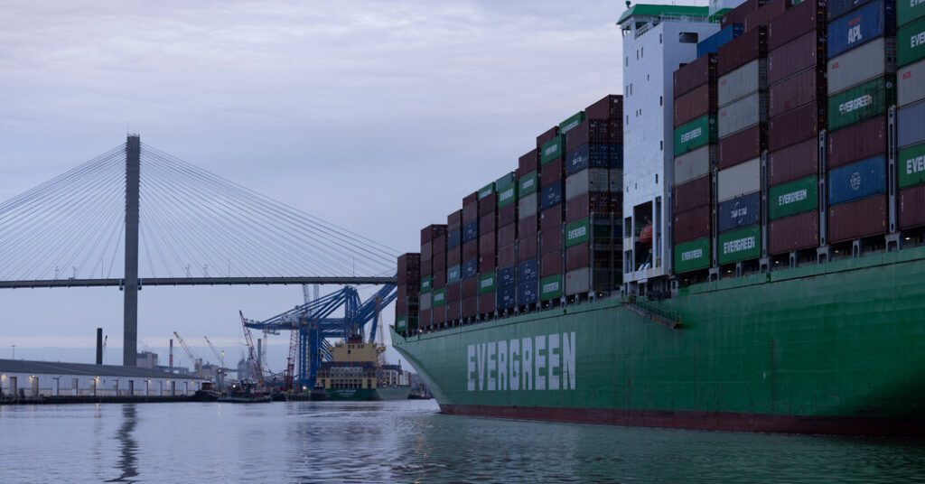Live Update: Trump Orders New Tariffs From Us Trade Partners