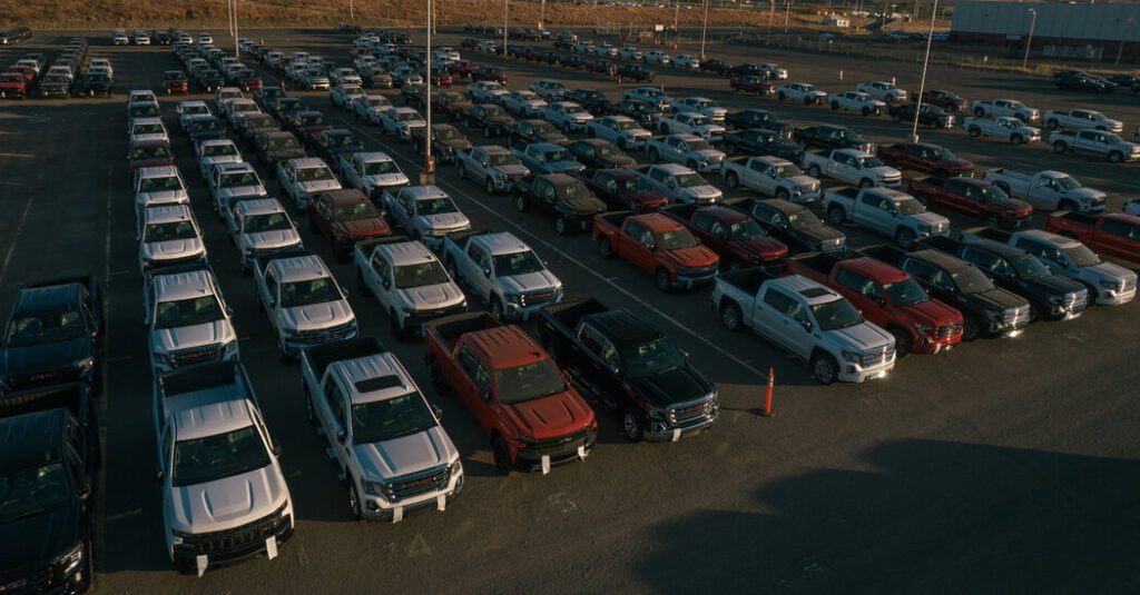 Trump Canada and Mexico tariffs can damage automakers Trump Canada And Mexico Tariffs Can Damage Automakers