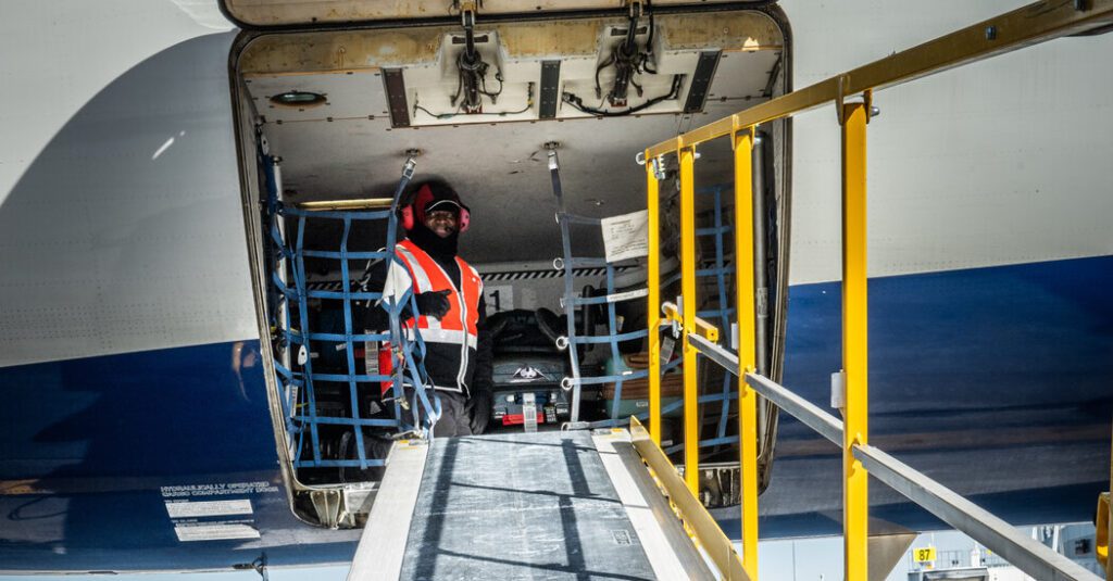A hidden journey of bags from check in to airplane