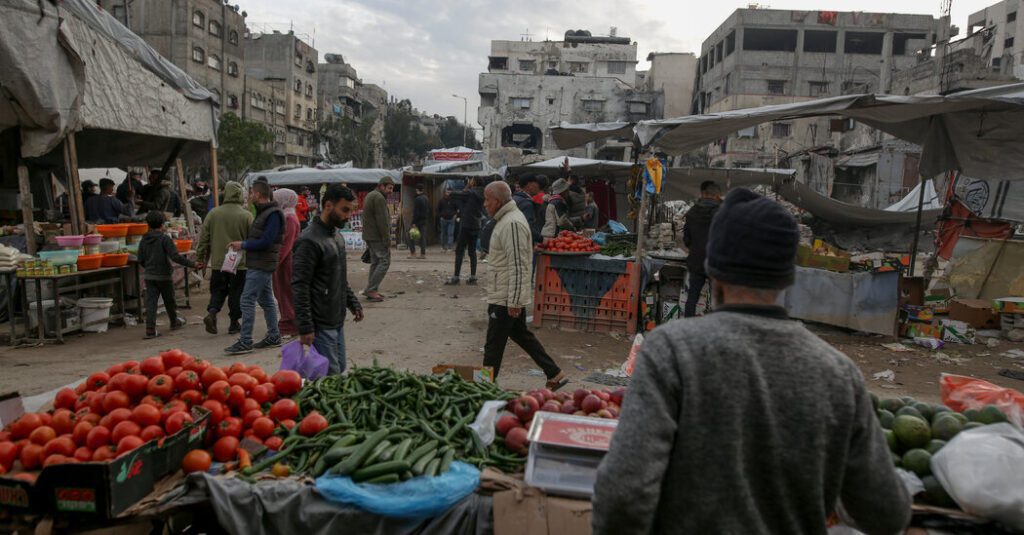 Gazan is worried when israeli border block climbs food prices
