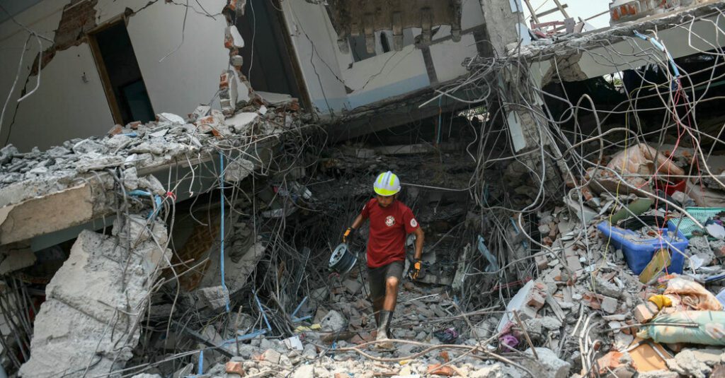 Myanmar's death toll rises to nearly 700: live update