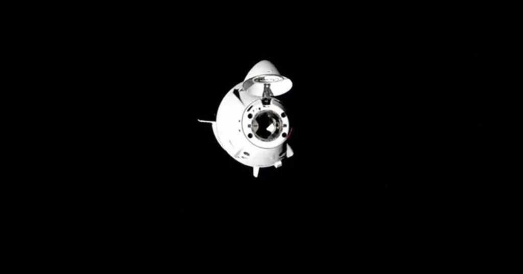 Nasa astronauts are set to return to earth in spacex
