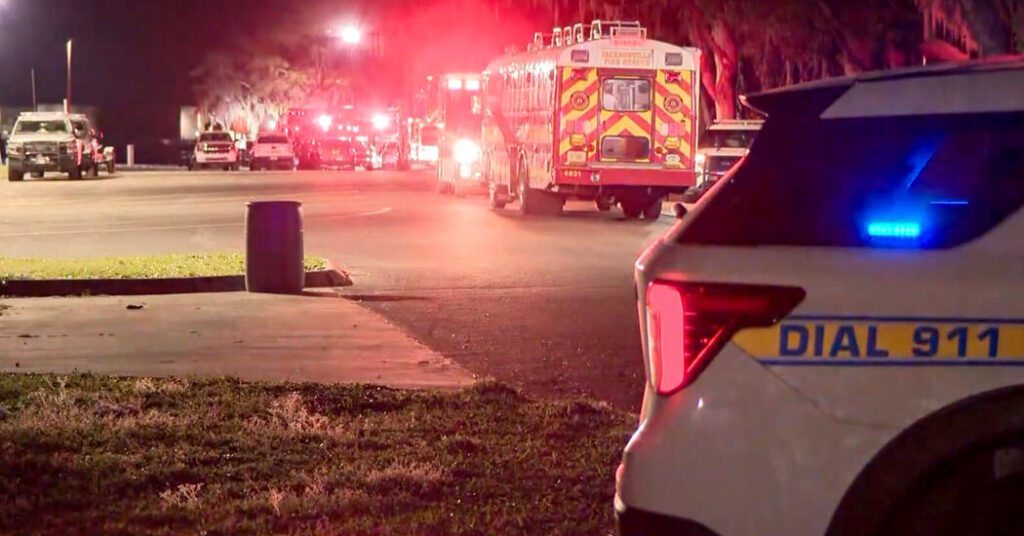 The Coast Guard suspends search for capsizing boats near Jacksonville, Florida. The coast guard suspends search for capsizing boats near jacksonville,
