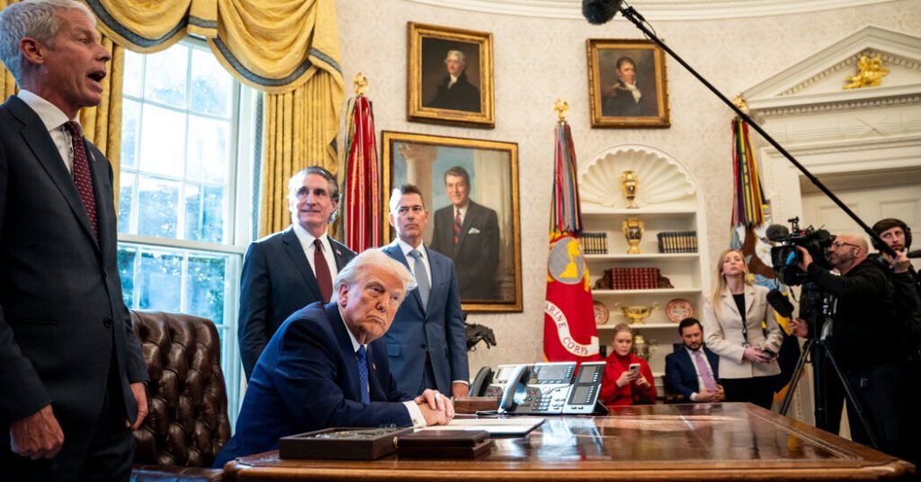 Trump fires Democrats at Federal Trade Commission Trump fires democrats at federal trade commission