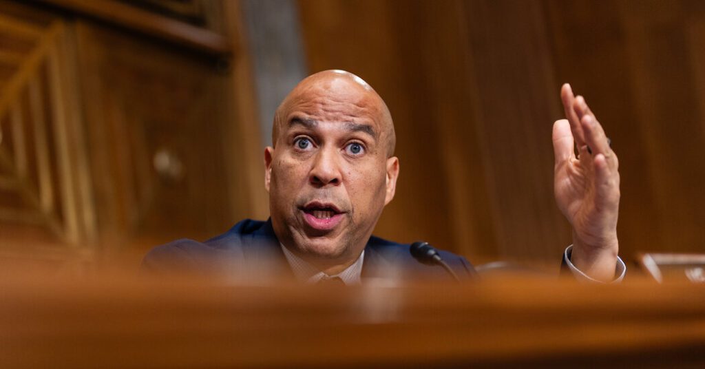 Corey Booker's speech approaches Senate records denounce Trump Corey booker's speech approaches senate records denounce trump