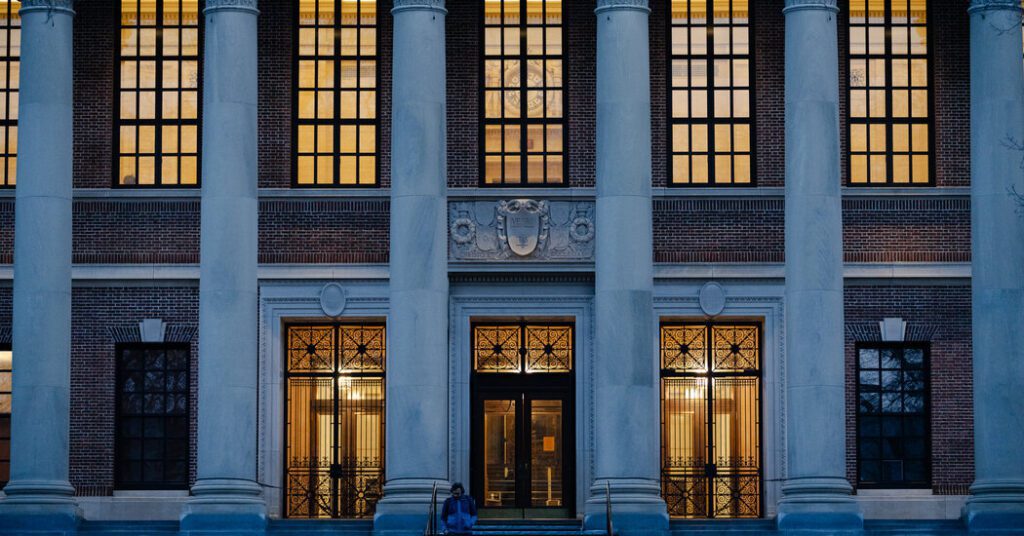Harvard's decision to resist trump is "important importance."