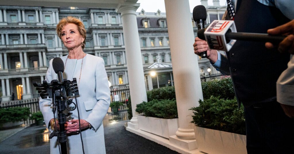 The Trump administration threatens to withhold funds from public schools The trump administration threatens to withhold funds from public schools