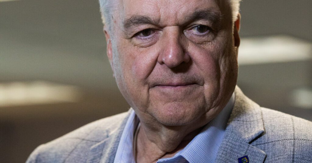 The eyes of the Democratic governor who has been appointed as Covid comeback The eyes of the democratic governor who has been appointed