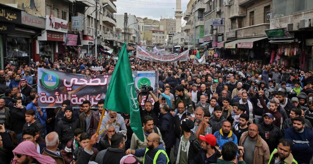 Things you need to know about the muslim brotherhood banned