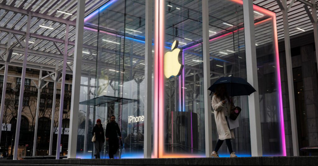 Trump adds tariff exemptions for smartphones, computers and other electronic devices Trump adds tariff exemptions for smartphones, computers and other electronic