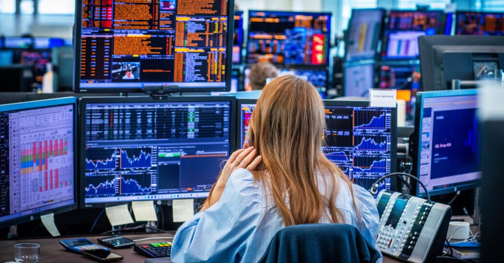 Trump's tariff live update: stock markets open in the bare