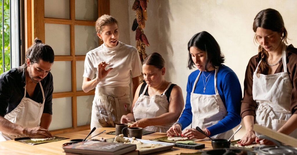 New services and experiences at Airbnb New services and experiences at airbnb