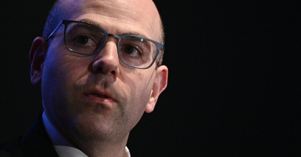 “No transaction required” Top Trump's economic adviser participates all in his Chinese hardball. "no transaction required" top trump's economic adviser participates all in