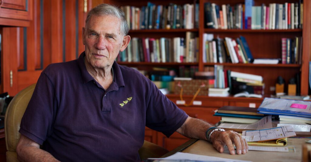 Robert agu monks, crusade against the ceo of "empire", dies