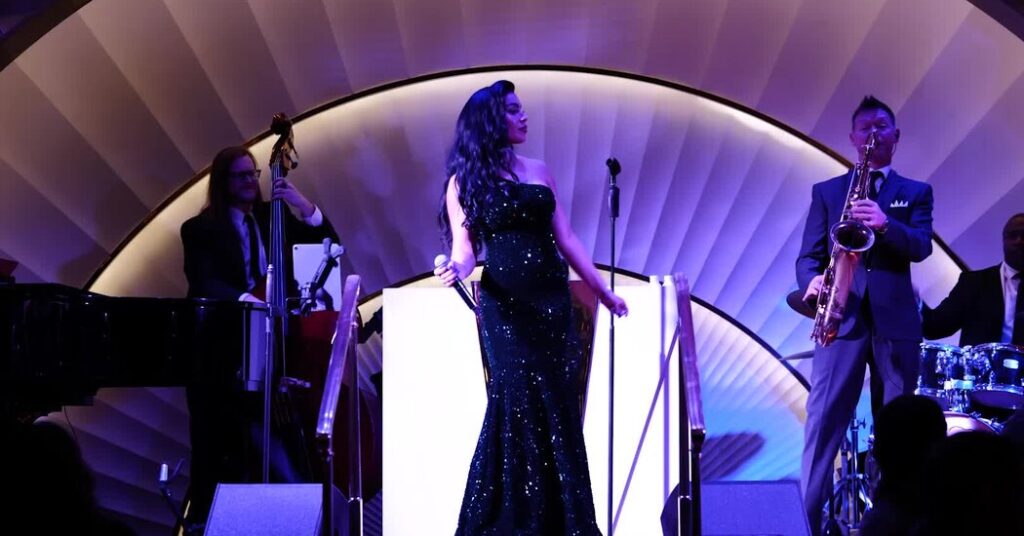 On the Las Vegas Strip, local acts set the mood